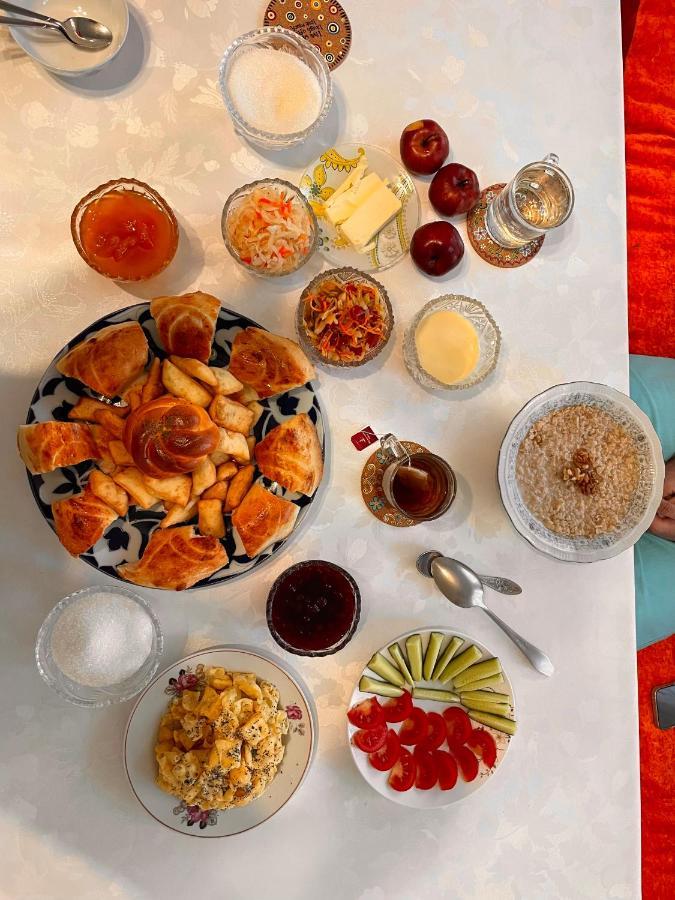 Gulnara Guest House Balykchy ภายนอก รูปภาพ