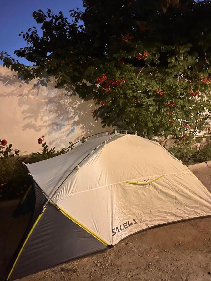 Gulnara Guest House Balykchy ภายนอก รูปภาพ
