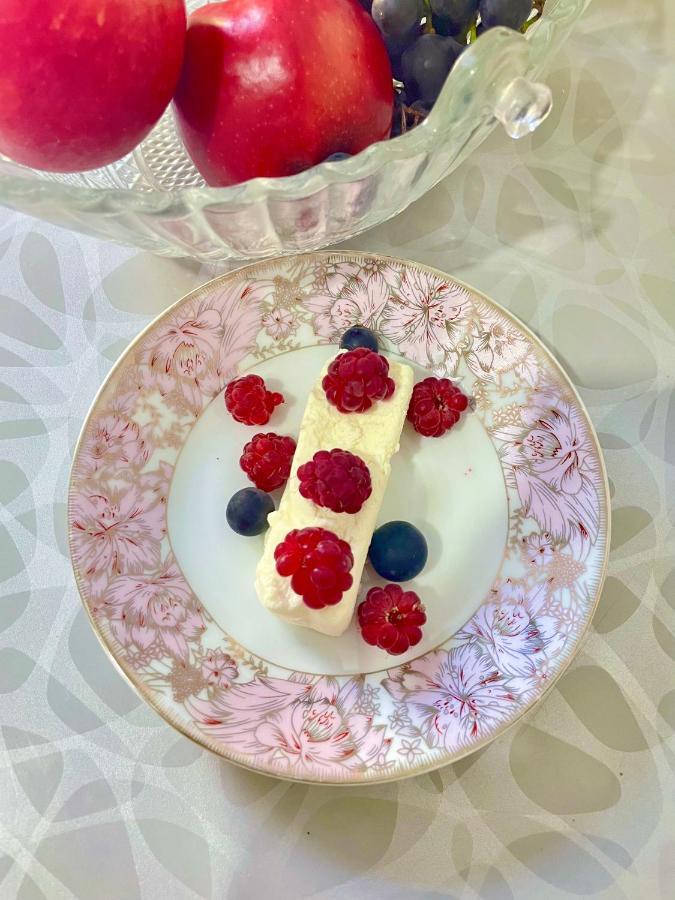 Gulnara Guest House Balykchy ภายนอก รูปภาพ